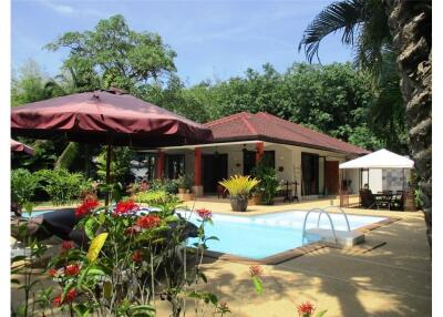 Pool Villa Three Bedroom & Guest Bungalow