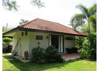 Pool villa and Small bungalow in Ao nang