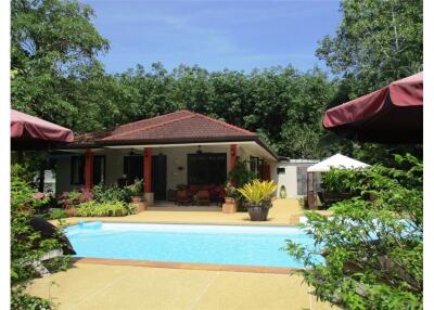 Pool villa and Small bungalow in Ao nang