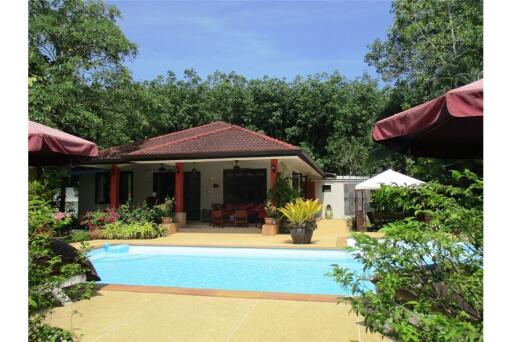 Pool Villa Three Bedroom & Guest Bungalow