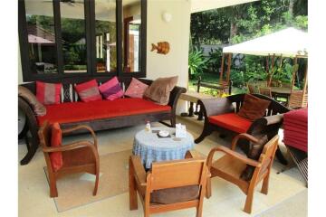 Pool Villa Three Bedroom & Guest Bungalow