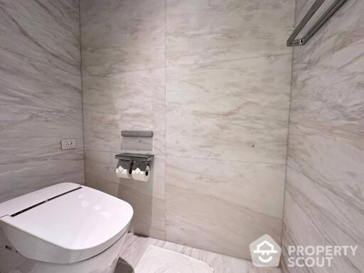 2-BR Condo at Scope Langsuan near BTS Chit Lom