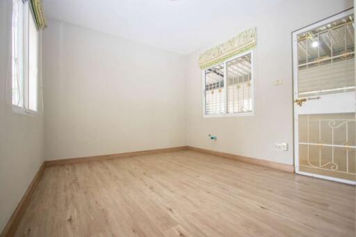 Ideal Three-Bedroom Family Home for Sale in Karnkanok Ville 10, Hang Dong