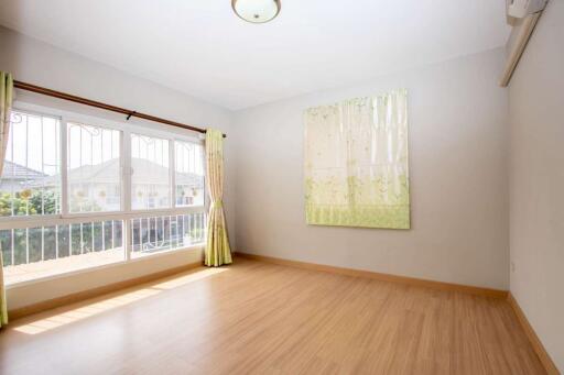 Ideal Three-Bedroom Family Home for Sale in Karnkanok Ville 10, Hang Dong