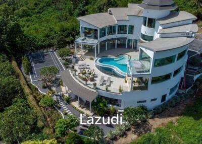 Incredible 7-Bedroom Mansion with Sea and Sunset View