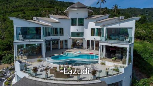 Incredible 7-Bedroom Mansion with Sea and Sunset View