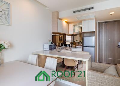 Beachfront Condo: Hot Sale! 2-Bedroom Unit in Bang Saray, on 30 Floor beautiful sea view