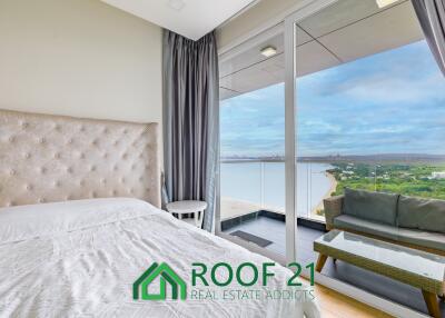 Beachfront Condo: Hot Sale! 2-Bedroom Unit in Bang Saray, on 30 Floor beautiful sea view