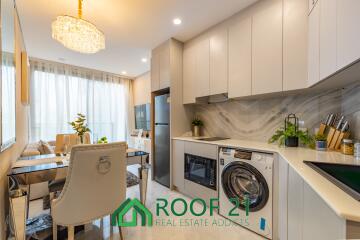 Your Oasis by the Sea: Luxurious 1-Bedroom Seaview Condo in Jomtien - Fully Furnished