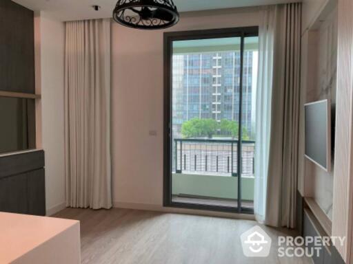 1-BR Condo at Q Asoke near MRT Phetchaburi