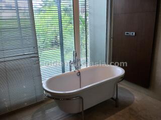 4 Bedrooms Condo at Belgravia Exclusive Residences - Sukhumvit Phrom Phong BTS