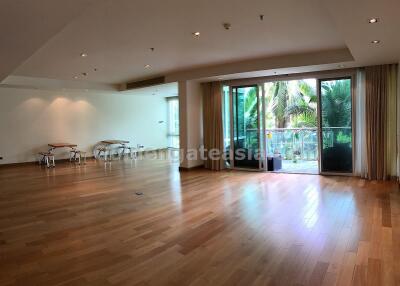 4 Bedrooms Condo at Belgravia Exclusive Residences - Sukhumvit Phrom Phong BTS