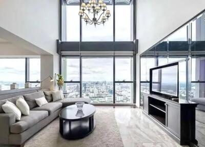 The Met 4 bedroom duplex property for rent in Bangkok