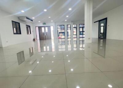 For Rent Samut Prakan Warehouse Thepharak Bang Phli