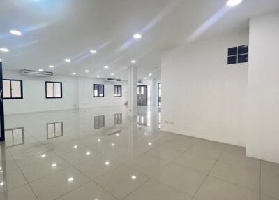 For Rent Samut Prakan Warehouse Thepharak Bang Phli