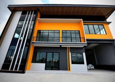 For Sale Samut Sakhon Warehouse Siwapasawat - Panthuwong Krathum Baen