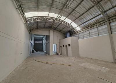 For Sale and Rent Pathum Thani Warehouse Lam Luk Ka