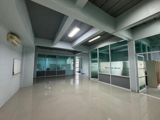 For Sale and Rent Chonburi Warehouse Ban Kao Phan Thong