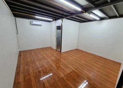 For Rent Bangkok Warehouse Chaloem Phrakiat Thi 9 Prawet