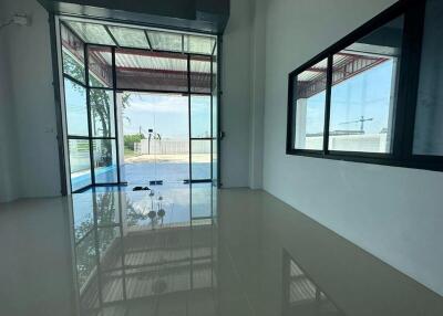 For Sale Pathum Thani Warehouse Kanchanaphisek Khlong Luang