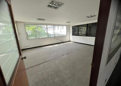 For Rent Bangkok Warehouse Phatthanakan Suan Luang