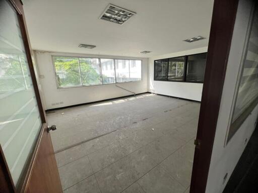 For Rent Bangkok Warehouse Phatthanakan Suan Luang