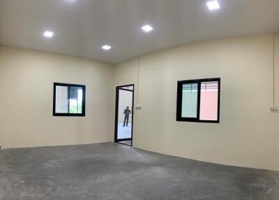 For Rent Samut Prakan Warehouse Ban Chabang Bang Bo