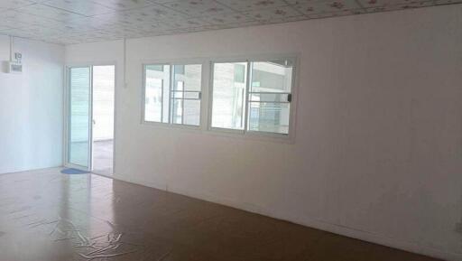 For Rent Samut Prakan Showroom Warehouse Thepharak Road Bang Phli