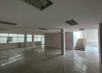 For Rent Samut Prakan Warehouse Thepharak Road Bang Phli