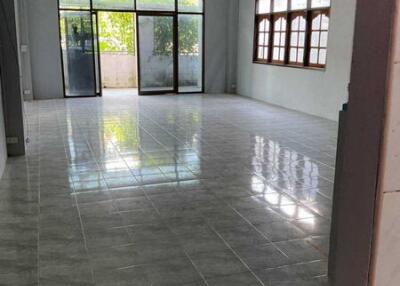 For Rent Nonthaburi Warehouse Bang Kruai - Bangkok Sai Noi