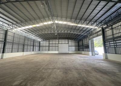 For Rent Pathum Thani Warehouse Tiwanon Road Bang Kadi