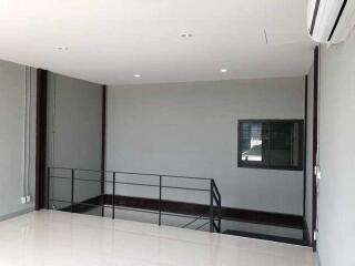 For Rent Samut Prakan Warehouse Thepharak Road Bang Phli