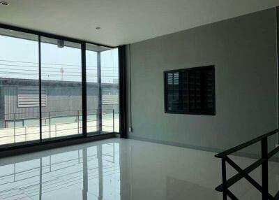 For Rent Samut Prakan Warehouse Thepharak Road Bang Phli