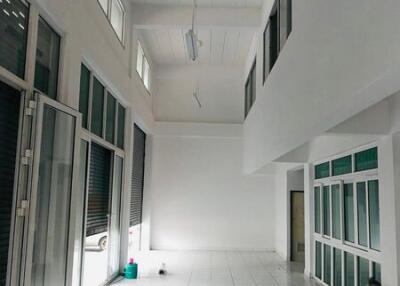 For Sale and Rent Samut Prakarn Warehouse Khing Kaew Bang Phli