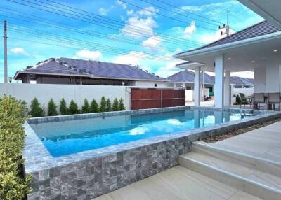 Coco Hua Hin 88 - New Development: 4 Bed Pool Villa