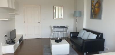 Baan Koo Kiang: 1 Bedroom Condo