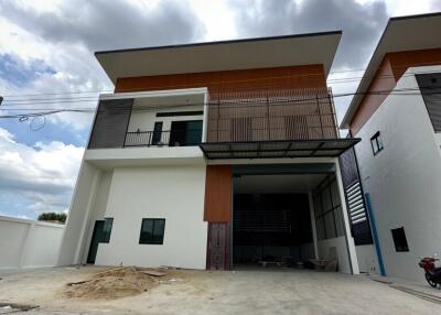 For Sale Pathum Thani Commercial Building Lam Luk Ka Lam Luk Ka