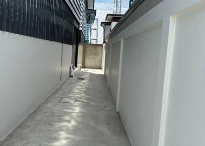 For Sale Pathum Thani Commercial Building Lam Luk Ka Lam Luk Ka