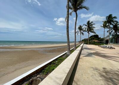 Ocas Condo: Luxury 2 Bed Condo on the Beach