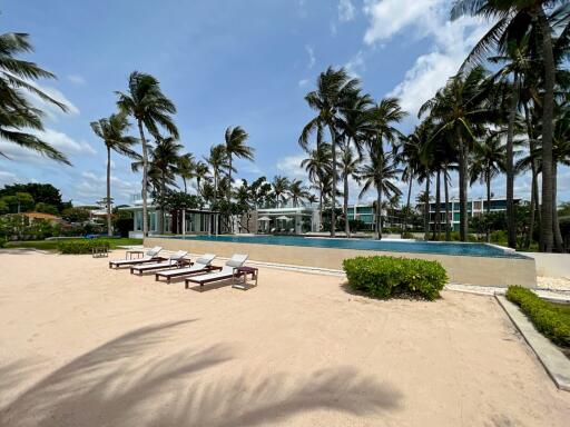 Ocas Condo: Luxury 2 Bed Condo on the Beach