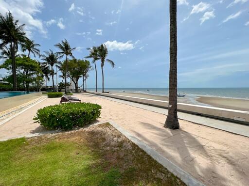 Ocas Condo: Luxury 2 Bed Condo on the Beach