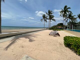 Ocas Condo: Luxury 2 Bed Condo on the Beach