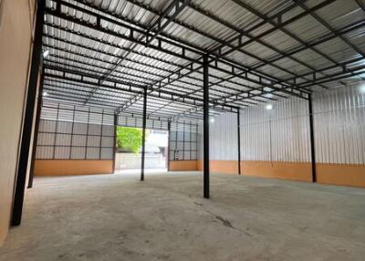 For Rent Bangkok Warehouse Ratchadaphisek MRT Rama 9 Din Daeng