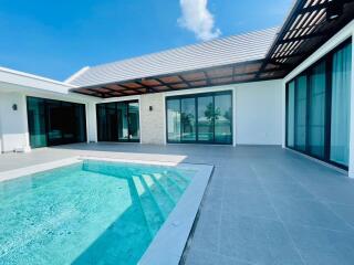 iBreeze View: 4 Bedroom Pool Villa