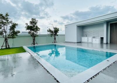 iBreeze View: 4 Bedroom Pool Villa