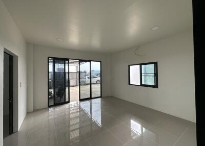 For Rent Pathum Thani Warehouse Lam Luk Ka