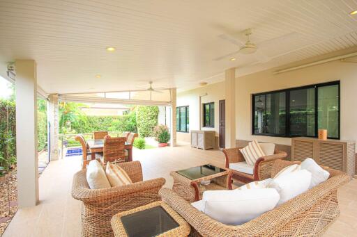 Hua Hin Horizon: 3 Bedroom Pool Villa