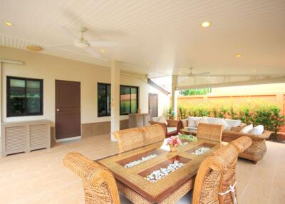 Hua Hin Horizon: 3 Bedroom Pool Villa