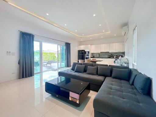 Aria Hua Hin: Modern 3 Bedroom Pool Villa