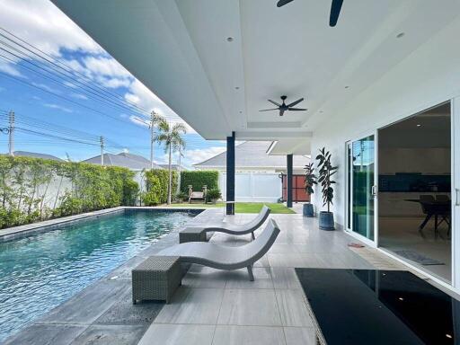 Aria Hua Hin: Modern 3 Bedroom Pool Villa